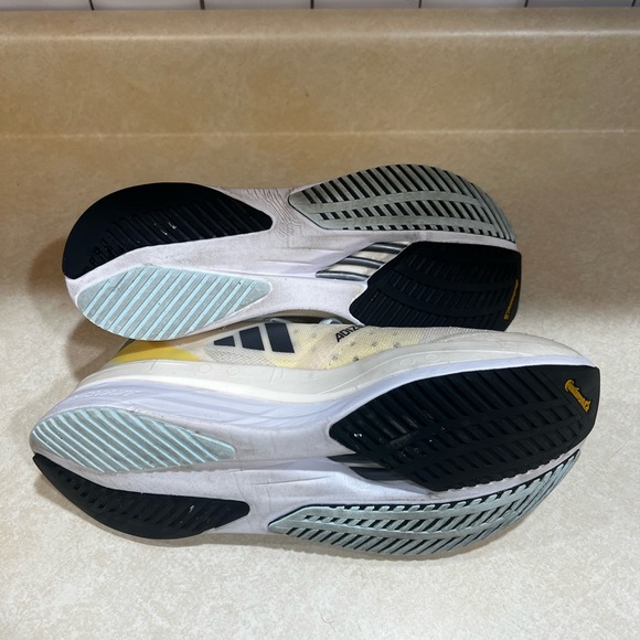 Running shoes - Picture 5 of 5